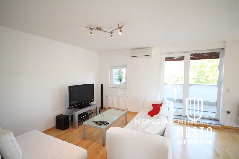 Luxurious duplex, five-room penthouse with stunning views – Zelena jama, Ljubljana (4th/5th floor, built 2006, 2 private parking spaces) – 4