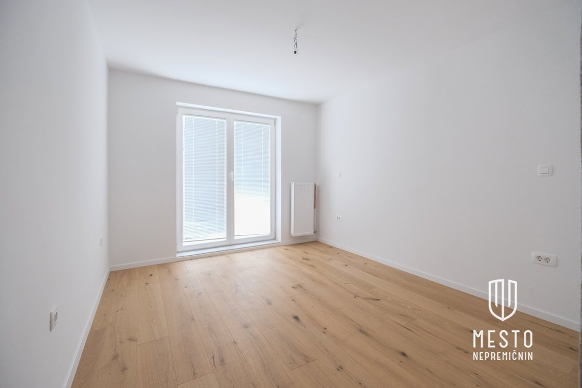 Detached house in Brod – potential to convert into 3 separate apartments – 16
