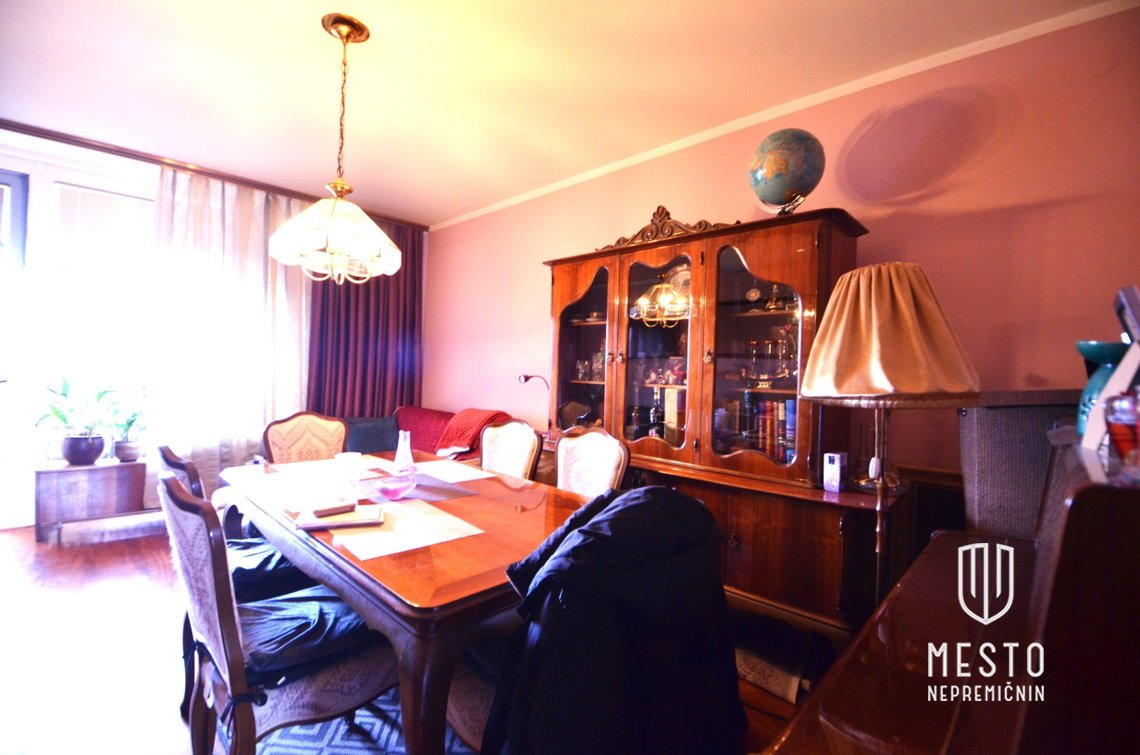 Three-bedroom apartment on Bratovševa ploščadi – 3