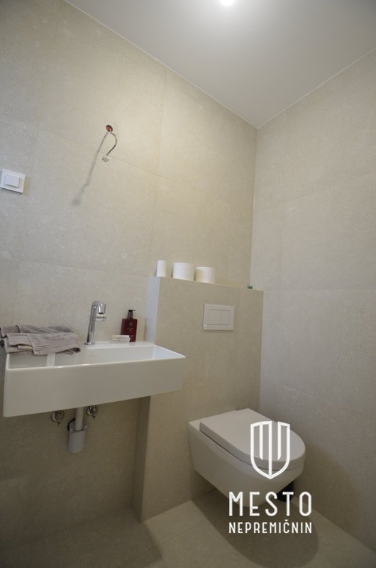 Four-room apartment in Vižmarje (Ground floor, extended and fully renovated in 2025) – 15