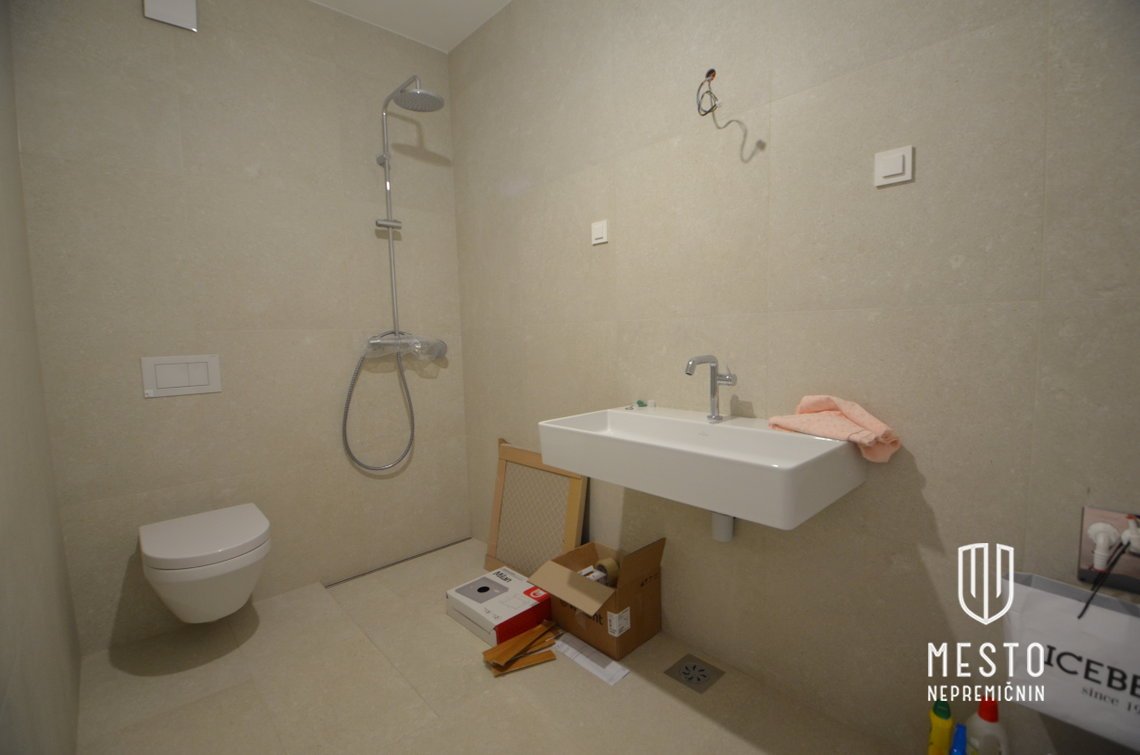 Four-room apartment in Vižmarje (Ground floor, extended and fully renovated in 2025) – 16