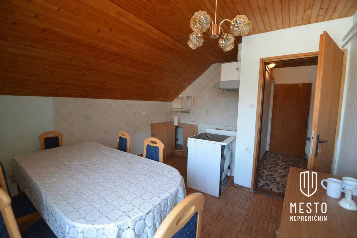 House with great potential in Sora near Medvode (K+P+M, built 1968) – 23