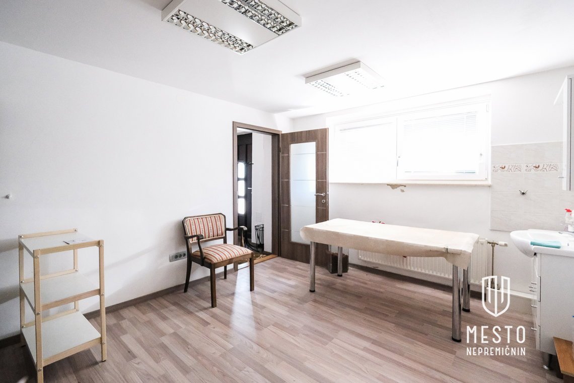 Developable plot with exceptional investment potential – multi-apartment building – 20