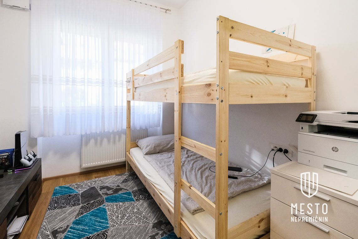 Three-bedroom apartment in Rudnik – 11