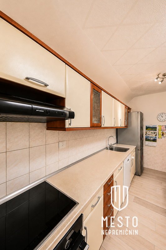 Three-room apartment with its own entrance in Škofja Loka – 3