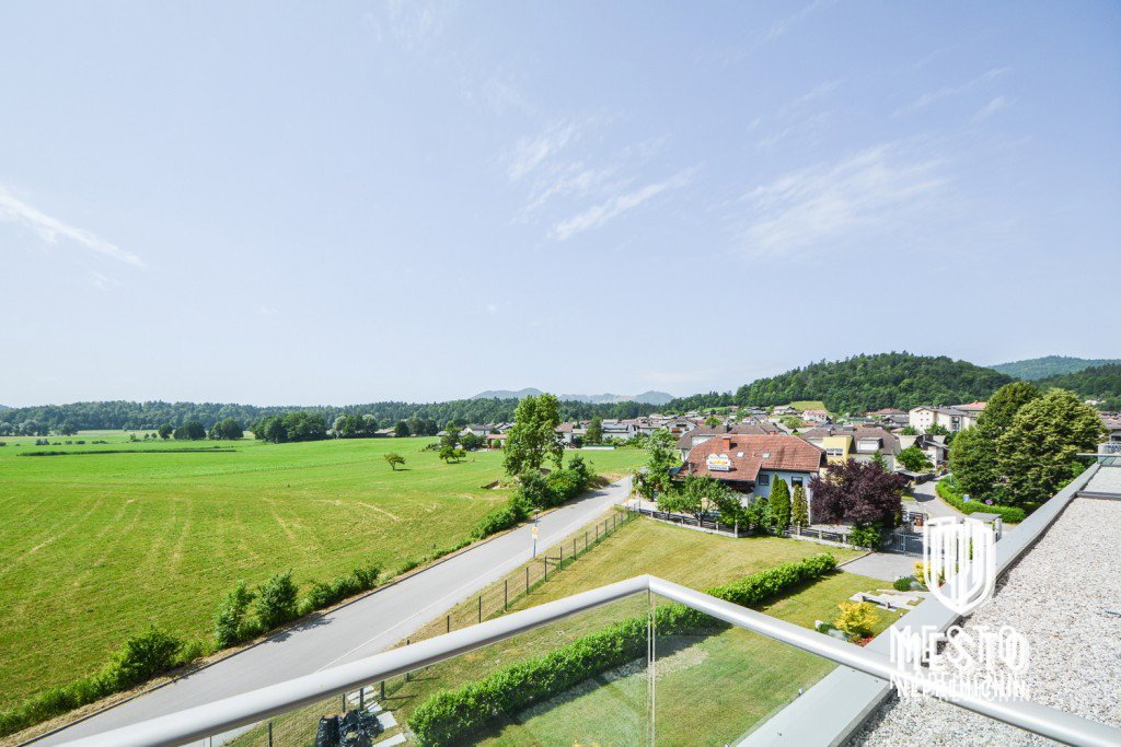 Luxurious 3-bedroom apartment in Residence Preska – 5