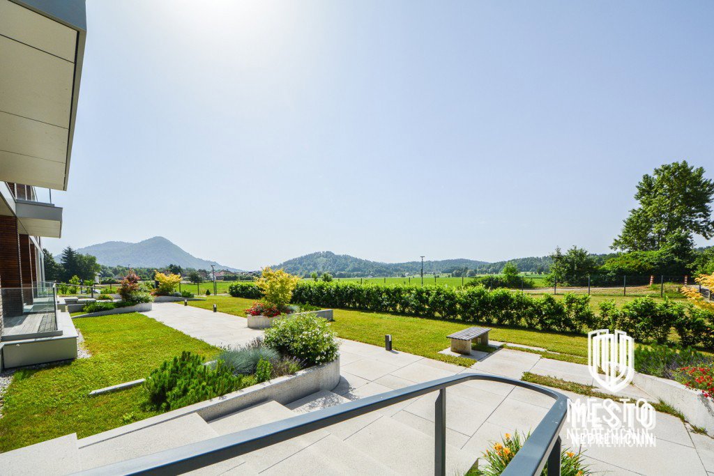 Luxurious 3-bedroom apartment in Residence Preska – 15