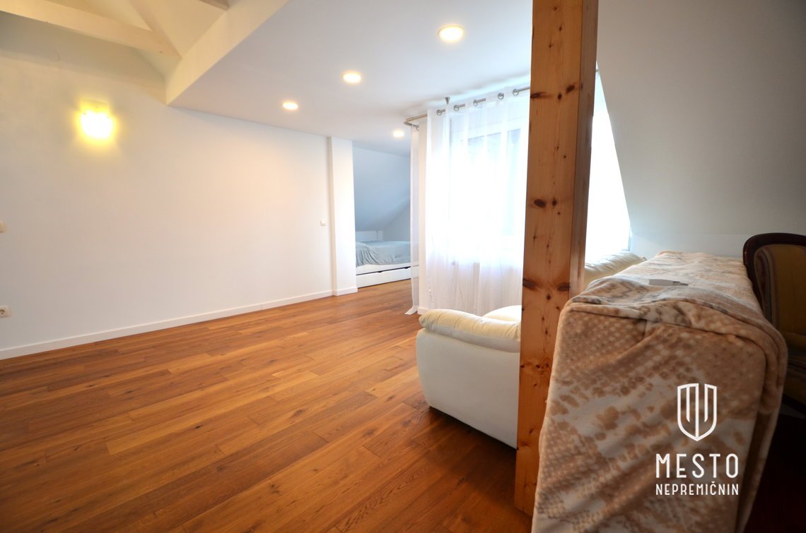 Terraced house in Grosuplje — bright, renovated, with a winter garden – 26