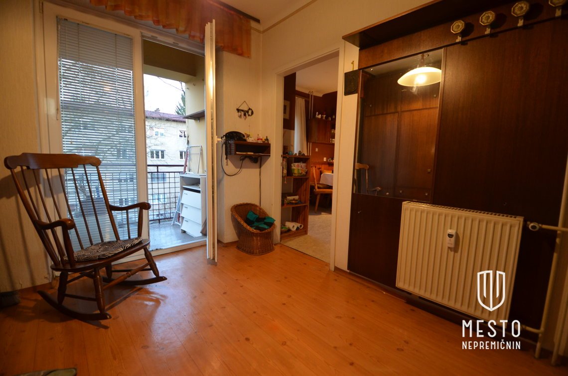Two-and-a-half-room apartment with a garage, near all infrastructure (2nd/3rd floor, built in 1949) – 10