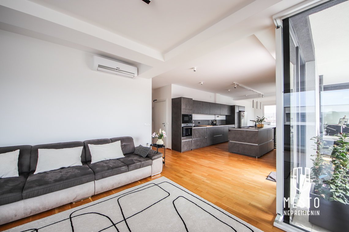 Premium five-room apartment in Koper – 7