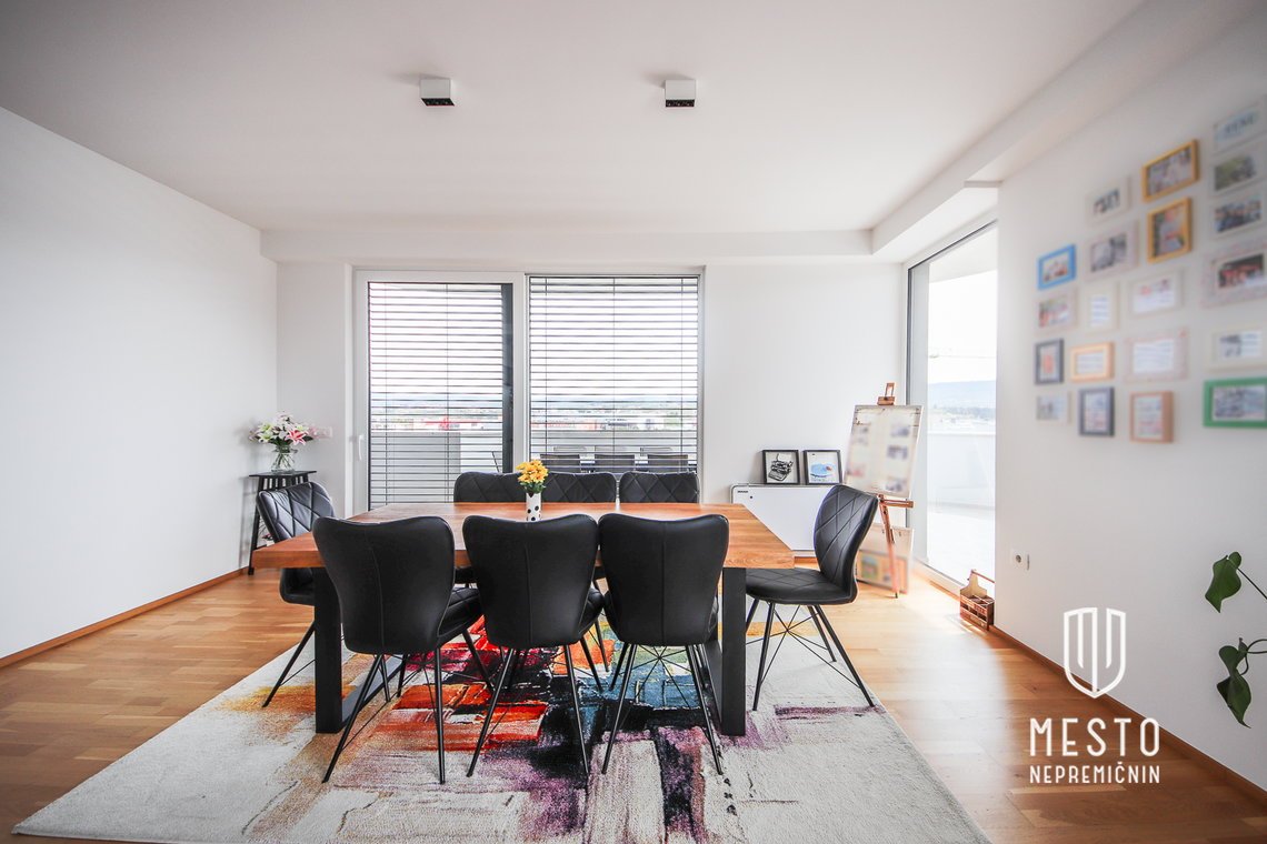 Premium five-room apartment in Koper – 17