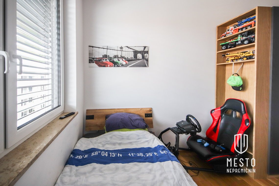 Premium five-room apartment in Koper – 21