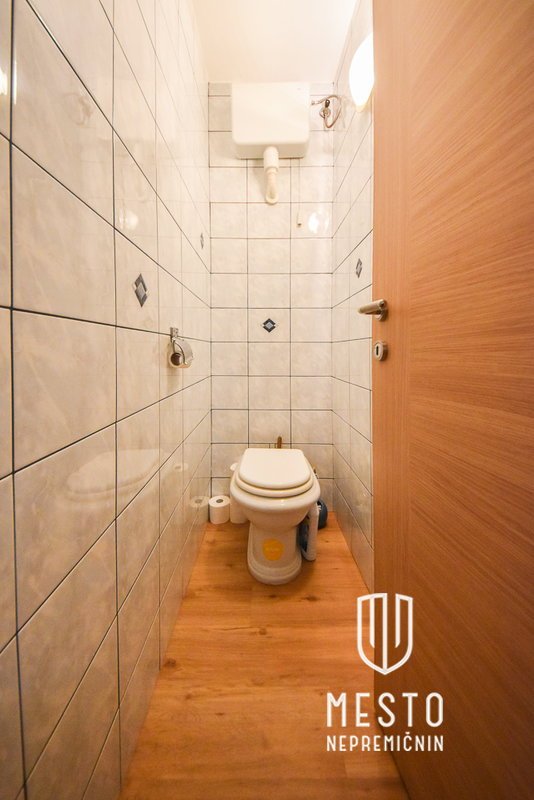 Three-room apartment in Šiška – 11