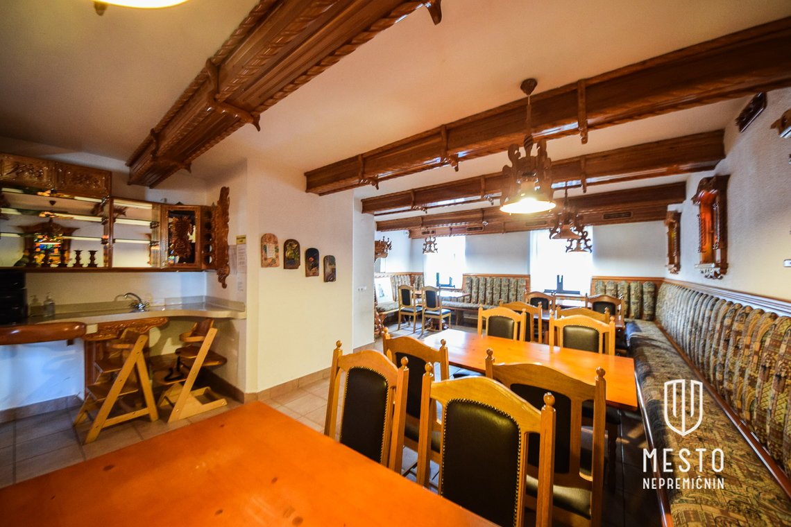 Commercial-residential building, Kranj – center (K+P+1+2+M, plot 1890, renovated in 2023) – 8