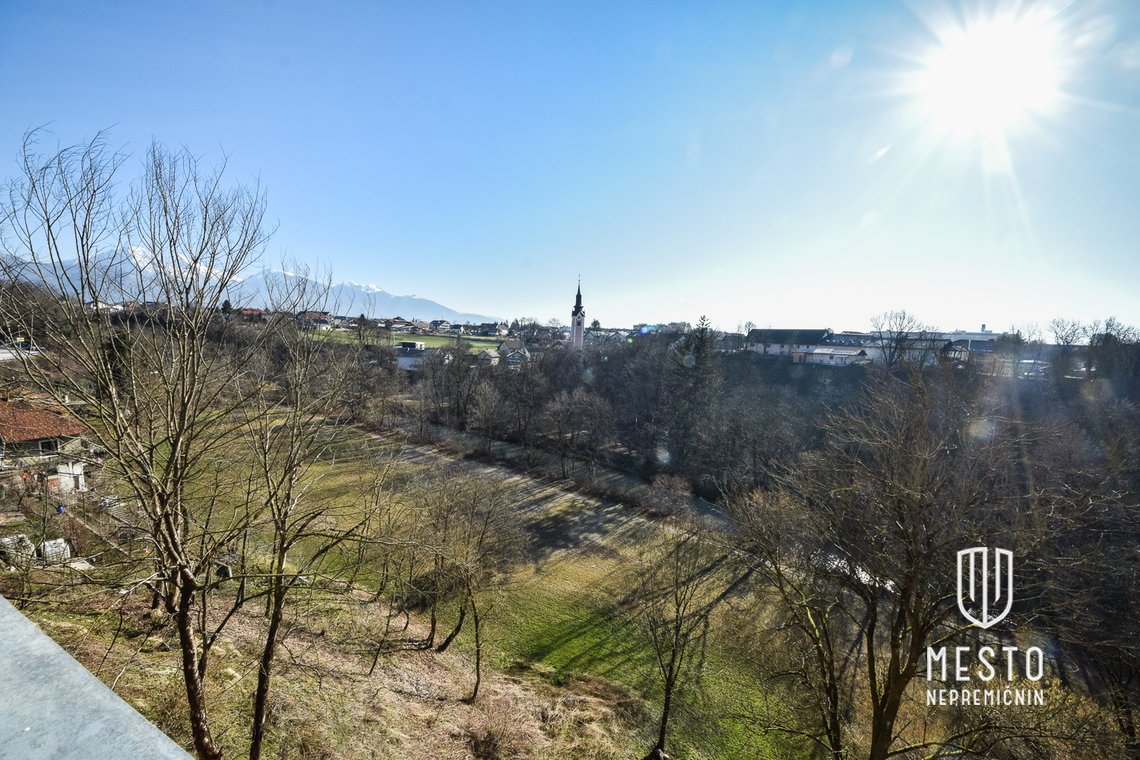 Commercial-residential building, Kranj – center (K+P+1+2+M, plot 1890, renovated in 2023) – 18