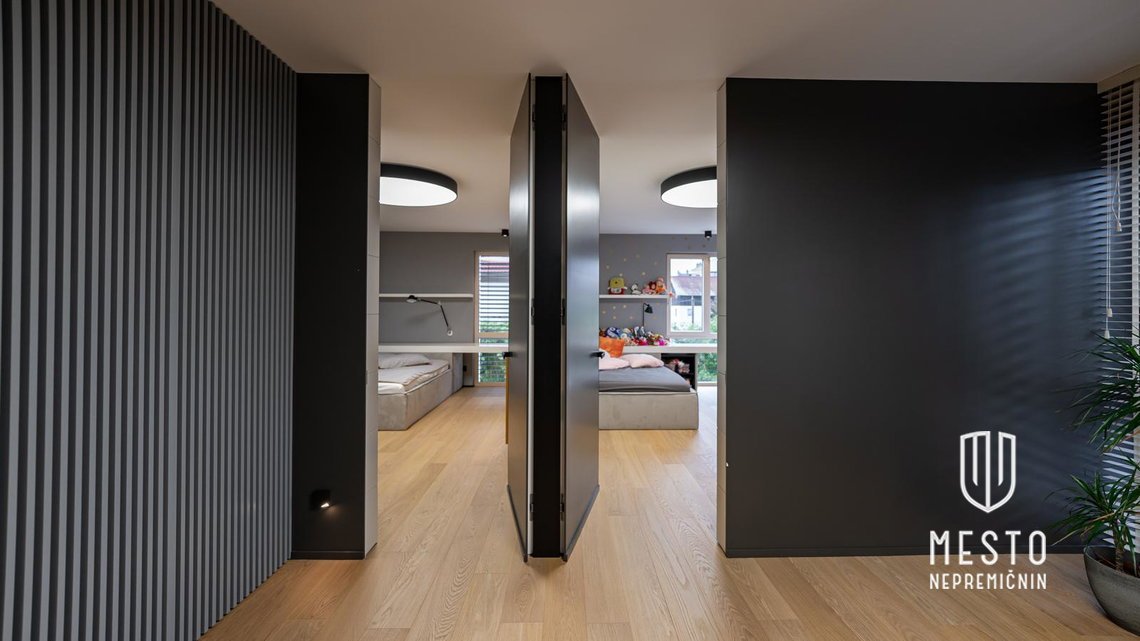 Modern, prestigious, well-equipped semi-detached house in an exclusive location – 12