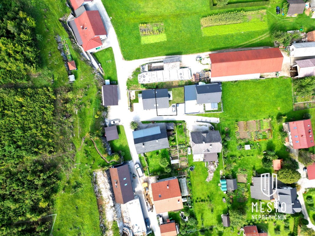Residential semi-detached unit in Velika Račna (P+1, built in 2022, furnished) – 36