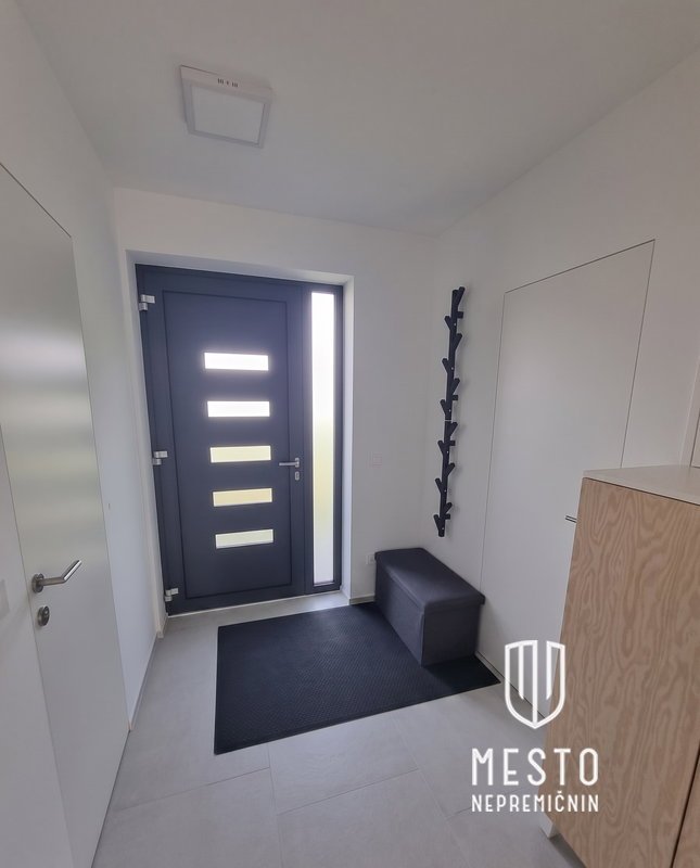 Modern semi-detached unit with a courtyard – Ljubljana, Dobrunje / Litijska Street – 6