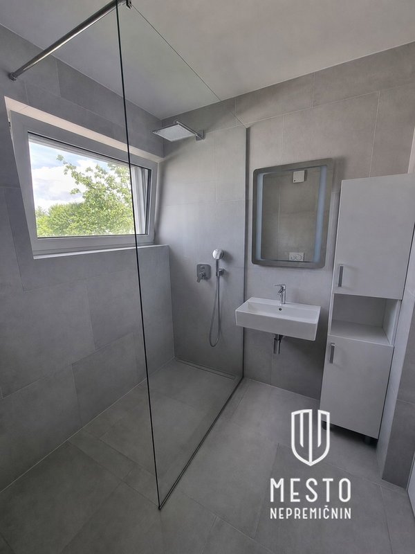 Modern semi-detached unit with a courtyard – Ljubljana, Dobrunje / Litijska Street – 18