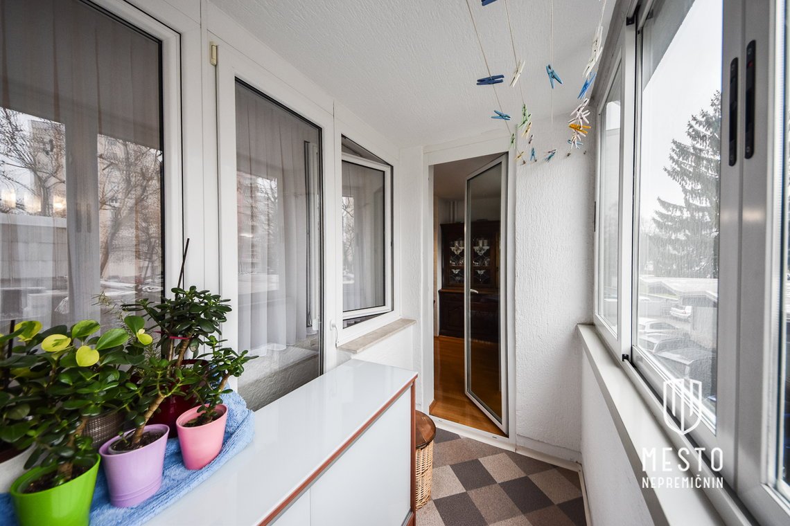 Three-and-a-half-room apartment in Šiška – 12