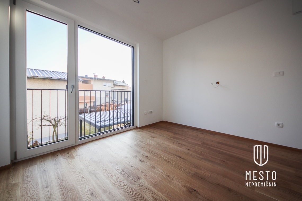 Apartment in a two-family house in Rožna Dolina – 10