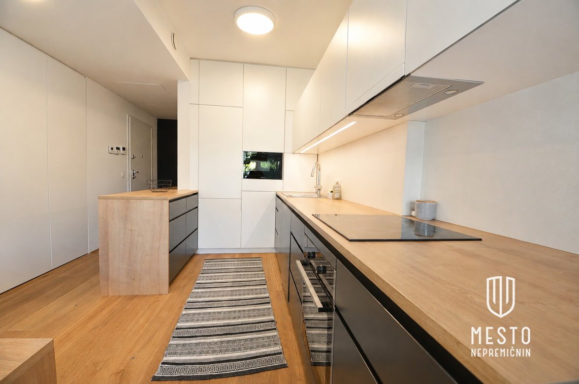 (P /4 floors, built in 2016) – 9