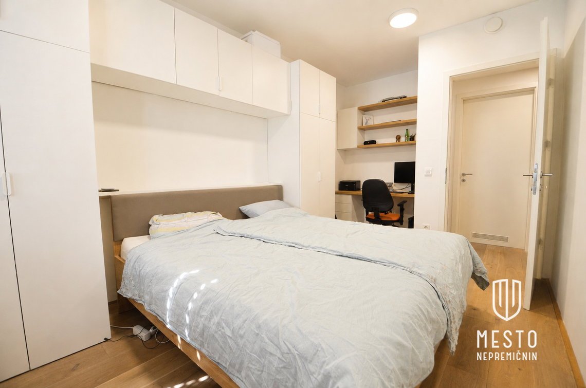 (P /4 floors, built in 2016) – 17