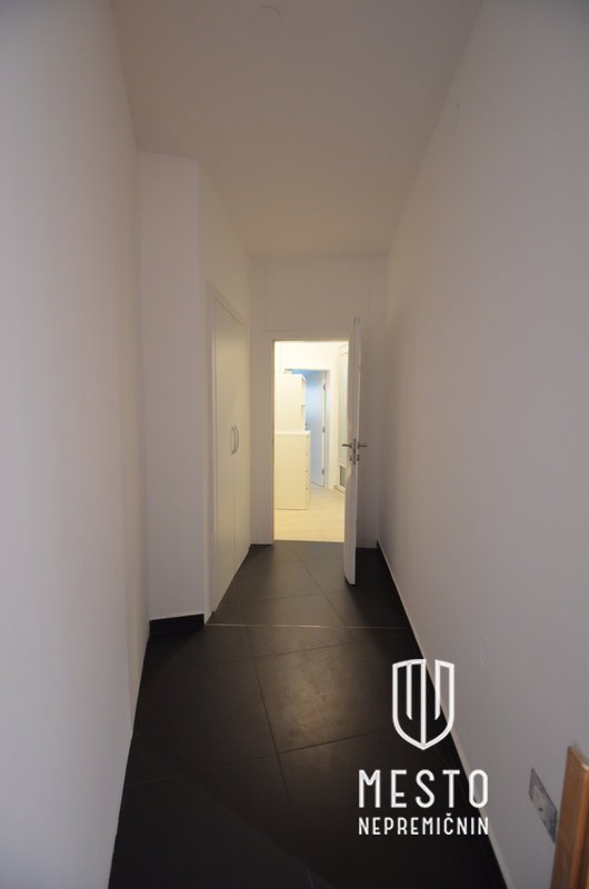 Exclusive detached house with pool and wellness in Ježica, Ljubljana – 18