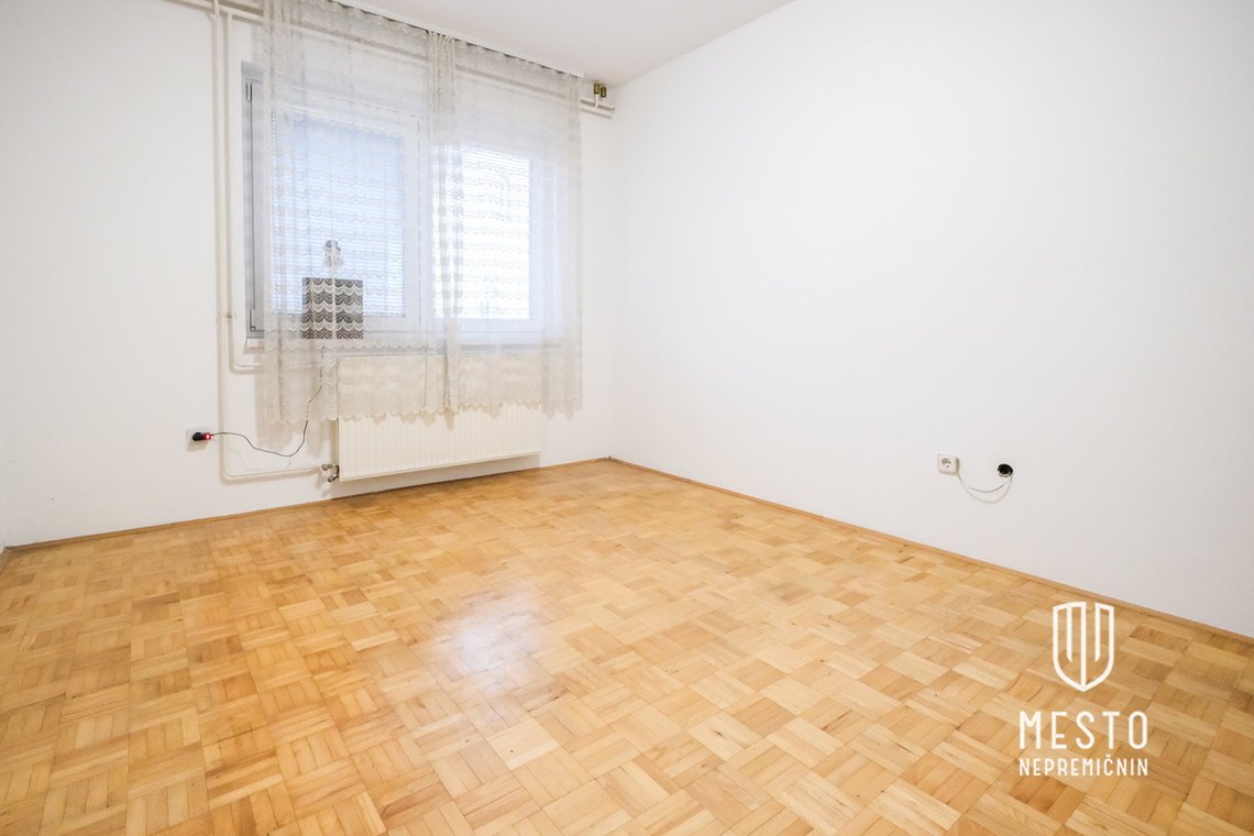Six-room apartment in Vrhnika - Verd – 7