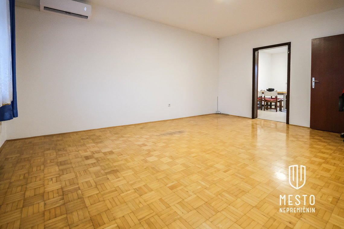 Six-room apartment in Vrhnika - Verd – 8