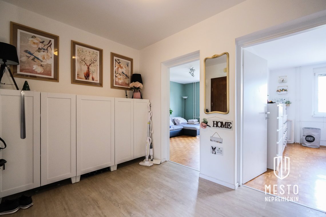 Two-bedroom apartment on Kolezija – 14