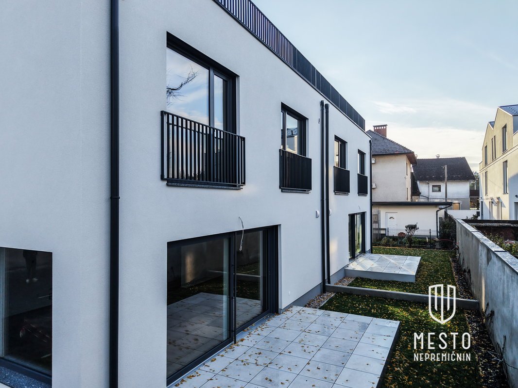 Duplex / two-family house in Rožni Dolini – 10