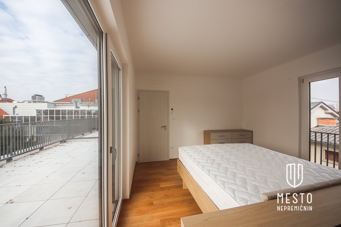 Duplex / two-family house in Rožni Dolini – 22