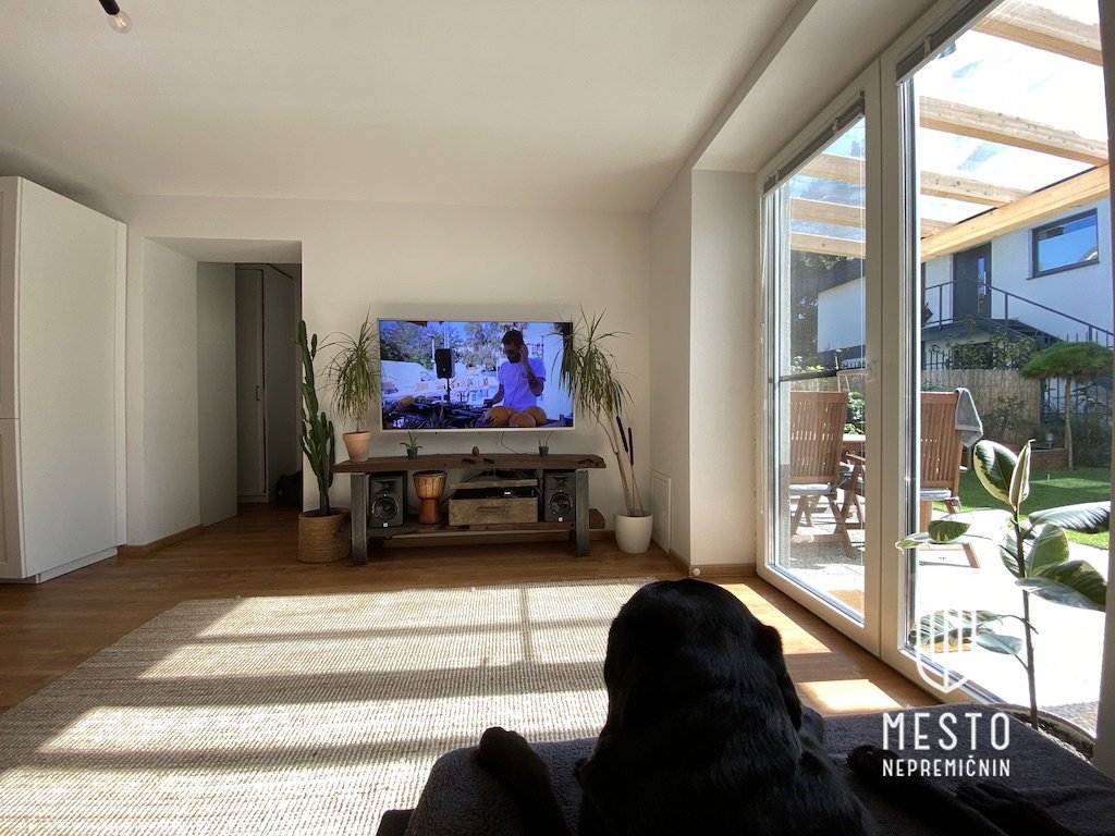 Two-bedroom atrium apartment in Rožni Dolini – 5