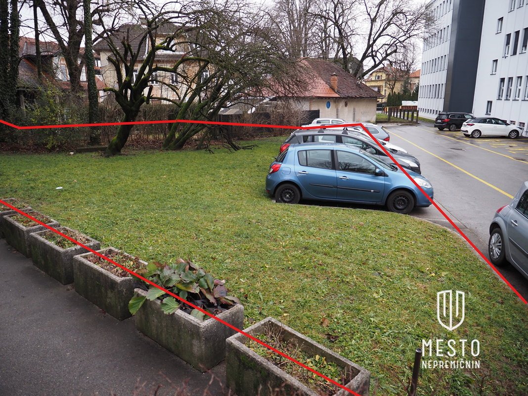 Plot with a conceptual design – Kranj city centre – 2