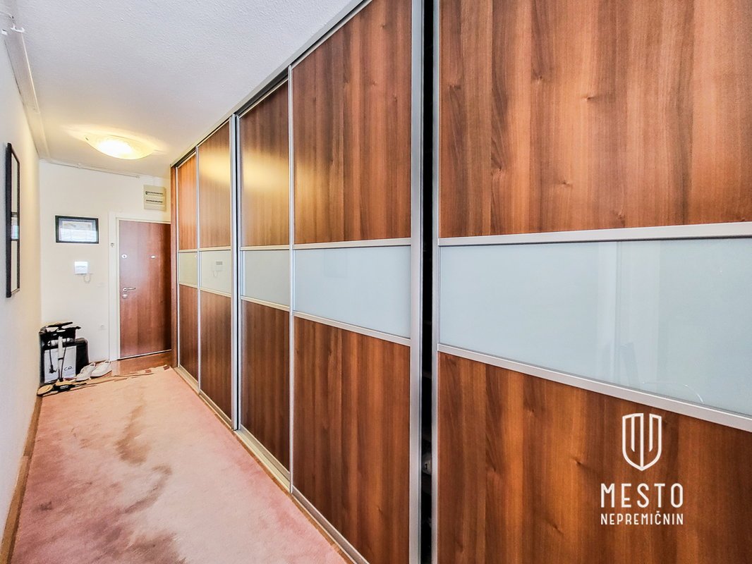 5-bedroom duplex penthouse apartment in Zupančičeva jama – 19