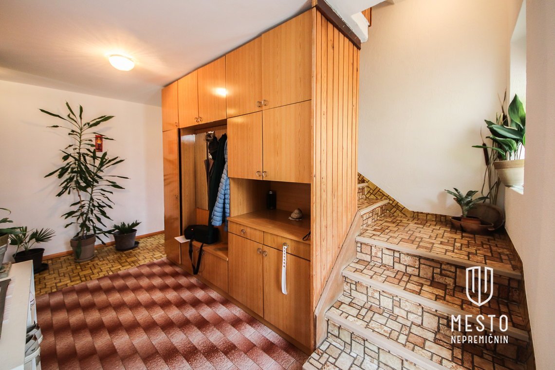 Large detached house in Gorica – 12