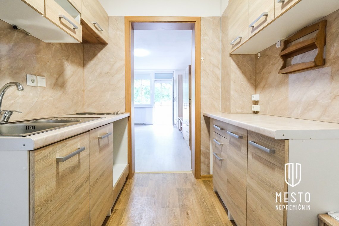 Studio apartment in Polje (2nd floor of 4, built in 1976, renovated in 2024) – 5
