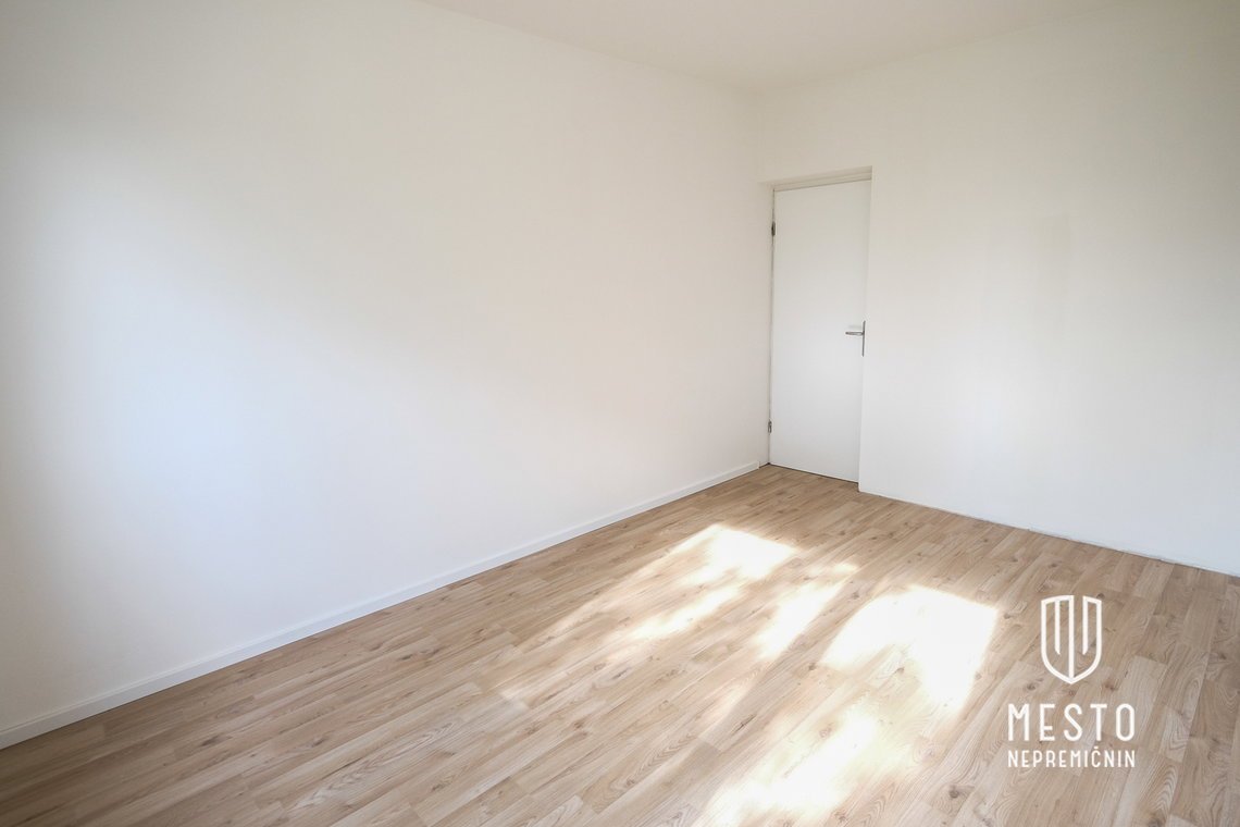 Two-and-a-half-room apartment in Bežigrad – 8