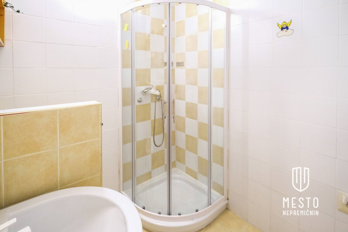 Two-and-a-half-room apartment in Bežigrad – 10