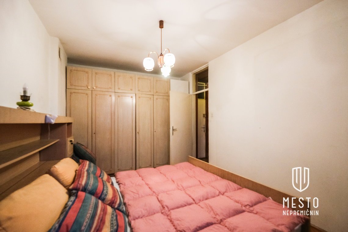 Two-and-a-half-room apartment in Šiška – 3