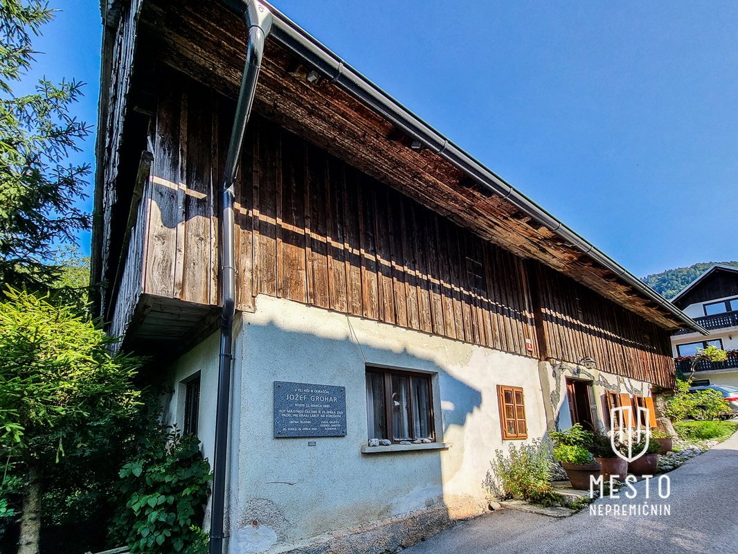 House in Sorica (cellar, ground floor, first floor and attic), 18th century, in need of full renovation – 12