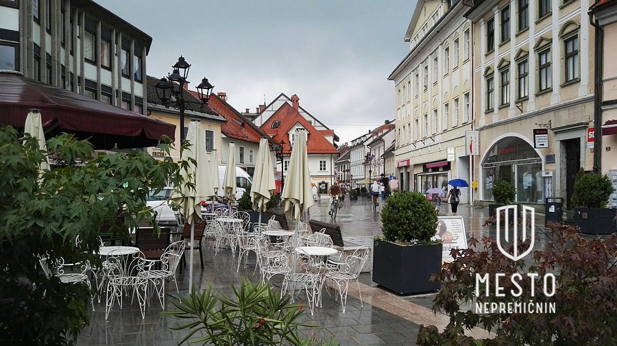Commercial-residential building, Kranj – center (K+P+1+2+M, lot 1890, renovated in 2023) – 20