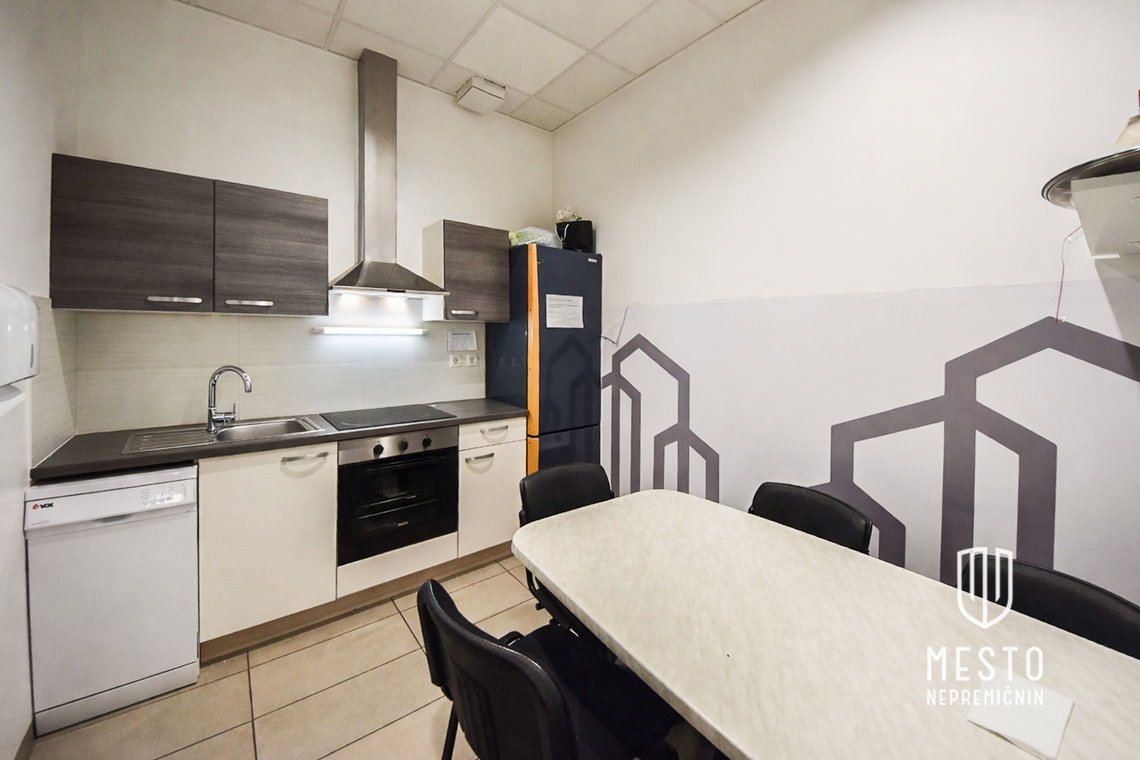 Investment opportunity – commercial space in Medvode – 11