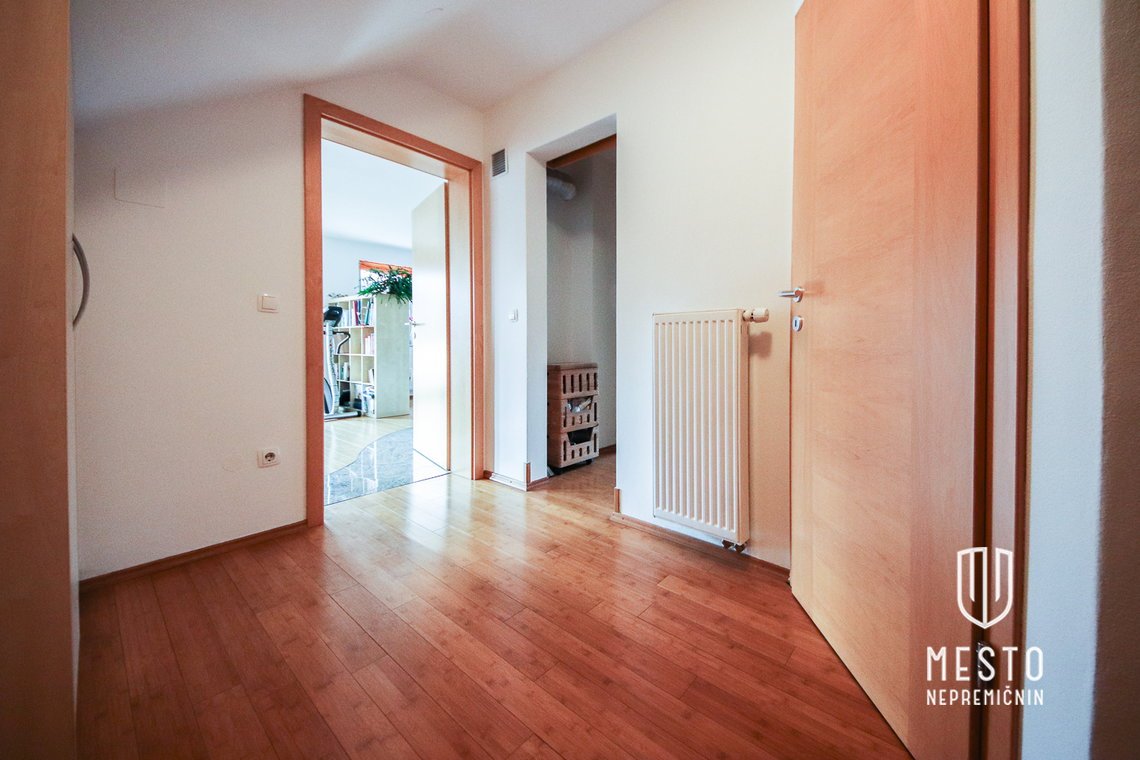 Detached house with business space in Ribno near Bled – 11