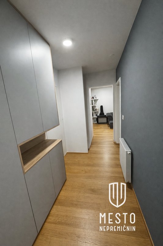 Four-bedroom apartment in Mengeš – 10