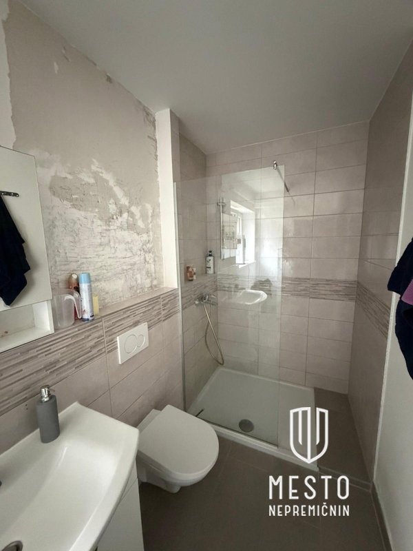Two-bedroom apartment in an excellent Bežigrad location – Plava Laguna – 6