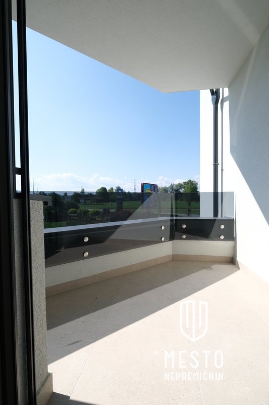Two-room apartment in Nadgorica – 11