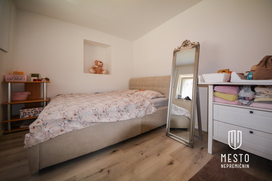 Three-bedroom apartment in Vnanje Gorce, Brezovica – 8