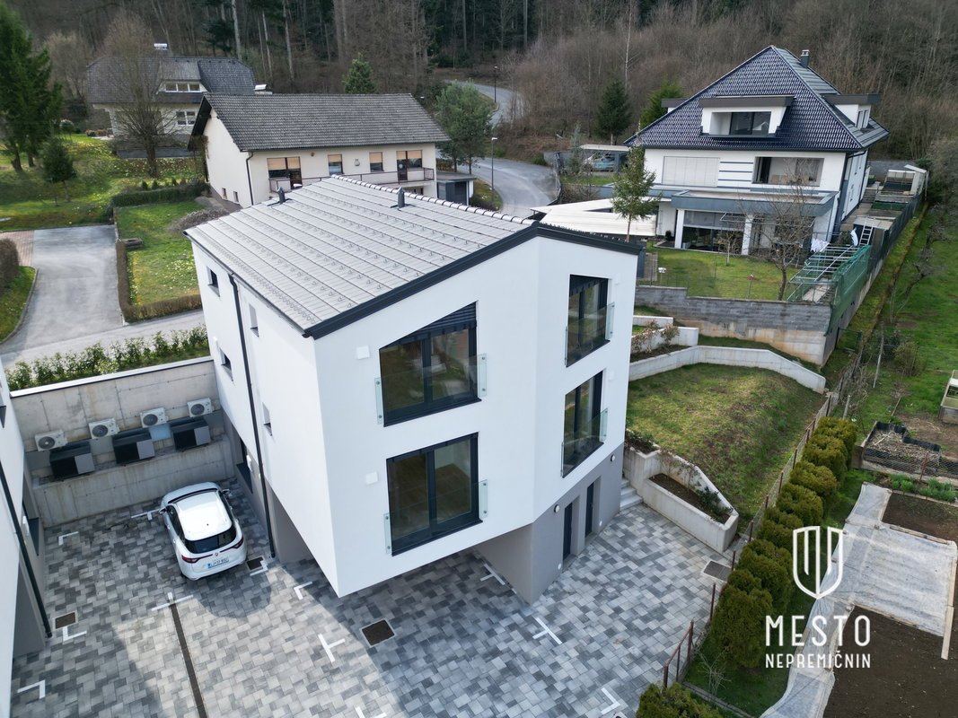 Three-bedroom apartment + studio in Grosuplje – 22